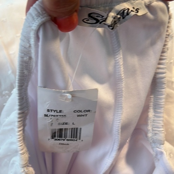 NWT Stilletto’s, Gorgeous White Eyelet Dress, Lightweight, Elegant,Timeless,L - Picture 12 of 16